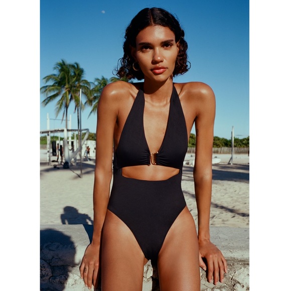 Zara Halter Bikini Set With Adjustable Comfort For Bold Flattering Fit Women Vacation Ready